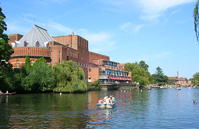 Royal Shakespeare Theatre and River Avon, Stratford-upon-Avon