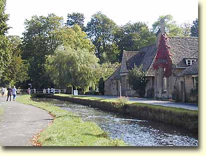 Moreton High Street